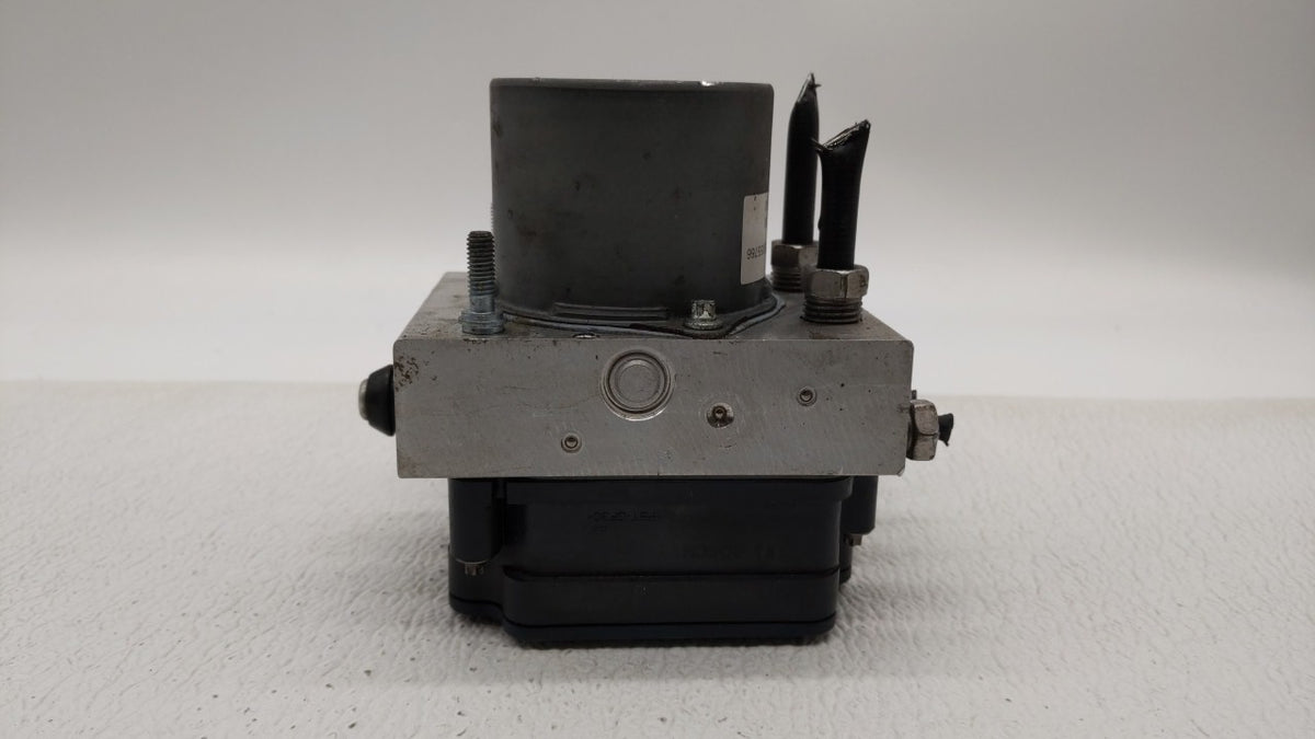 2016 Chevrolet Cruze Anti-Lock Brake ABS Pump Module Actuator OEM P/N:065055766 Fits OEM Used Auto Parts - Oemusedautoparts1