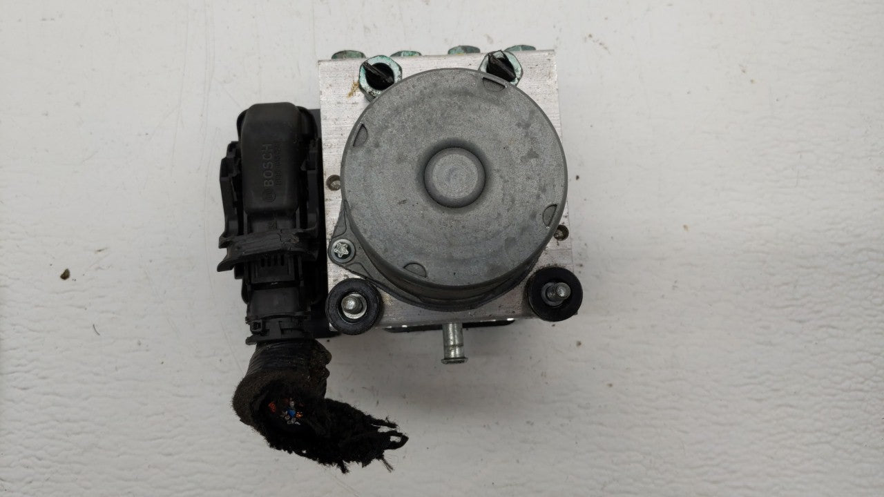 2016 Chevrolet Cruze ABS Pump Control Module Replacement P/N:065055766 39042384 Fits OEM Used Auto Parts - Oemusedautoparts1