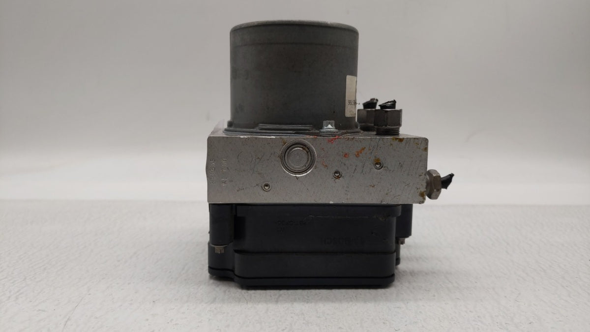 2016 Chevrolet Cruze Anti-Lock Brake ABS Pump Module Actuator OEM P/N:065055766 39042384, 39064667, 39064664 Fits OEM Used A
