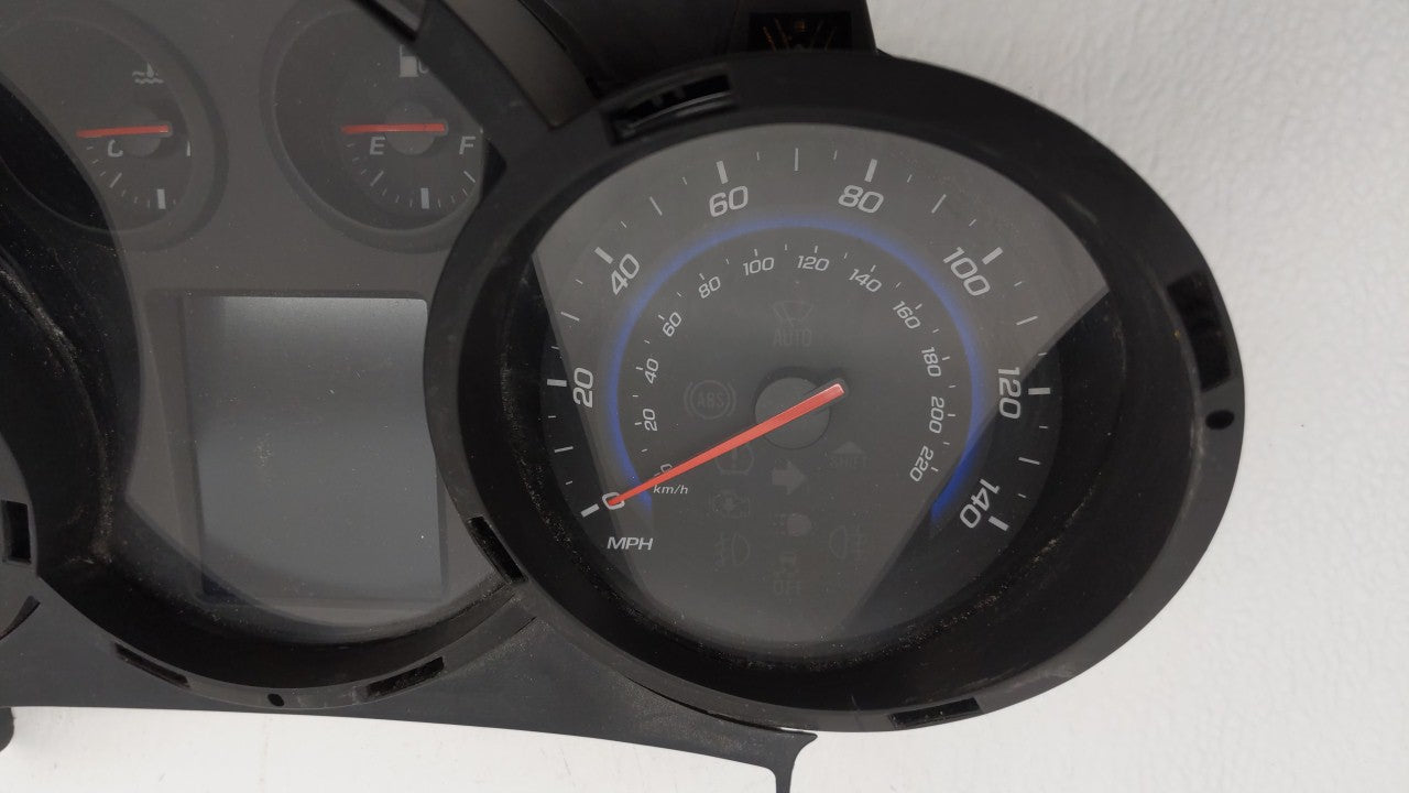 2015-2016 Chevrolet Cruze Instrument Cluster Speedometer Gauges P/N:811511914 94560794, 42362675, 42362673 Fits Fits 2015 20