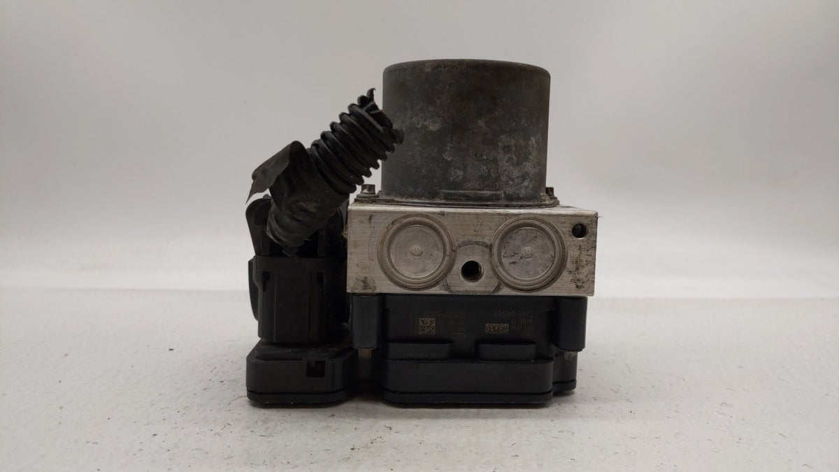 2016 Chevrolet Cruze Anti-Lock Brake ABS Pump Module Actuator OEM P/N:065055766 39042384, 39064667, 39064664 Fits OEM Used A