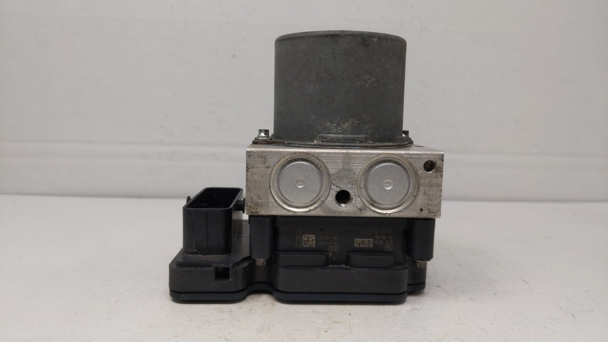 2016 Chevrolet Cruze Anti-Lock Brake ABS Pump Module Actuator OEM P/N:065055766 39042384, 39064667, 39064664 Fits OEM Used A