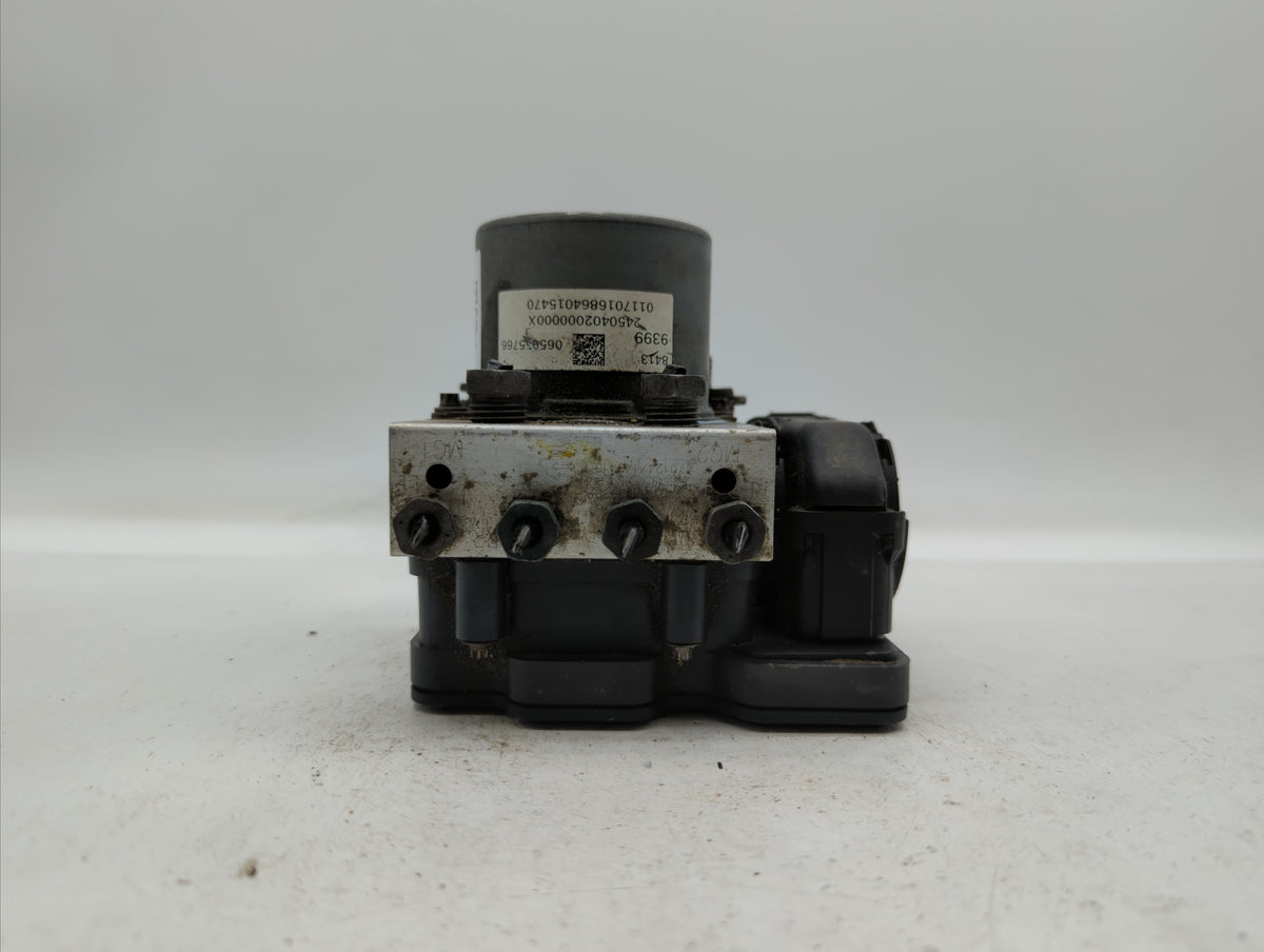 2016 Chevrolet Cruze Anti-Lock Brake ABS Pump Module Actuator OEM P/N:065055766 39042384, 39064667, 39064664 Fits OEM Used A