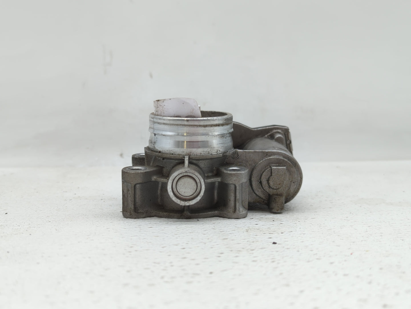 2011-2016 Chevrolet Cruze Throttle Body P/N:55581662 12644239AA, 55565489 Fits Fits 2011 2012 2013 2014 2015 2016 2017 2018 