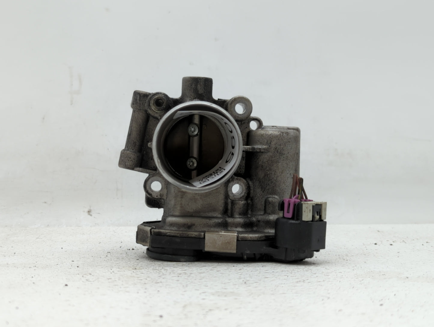 2011-2016 Chevrolet Cruze Throttle Body P/N:55581662 12644239AA, 55565489 Fits Fits 2011 2012 2013 2014 2015 2016 2017 2018 