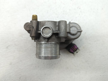2011-2016 Chevrolet Cruze Throttle Body P/N:55581662 12644239AA, 55565489 Fits Fits 2011 2012 2013 2014 2015 2016 2017 2018 2019 OEM Used Auto Parts