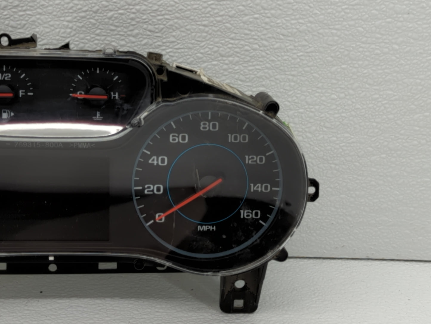 2016 Chevrolet Cruze Instrument Cluster Speedometer Gauges P/N:39082370 Fits OEM Used Auto Parts - Oemusedautoparts1.com