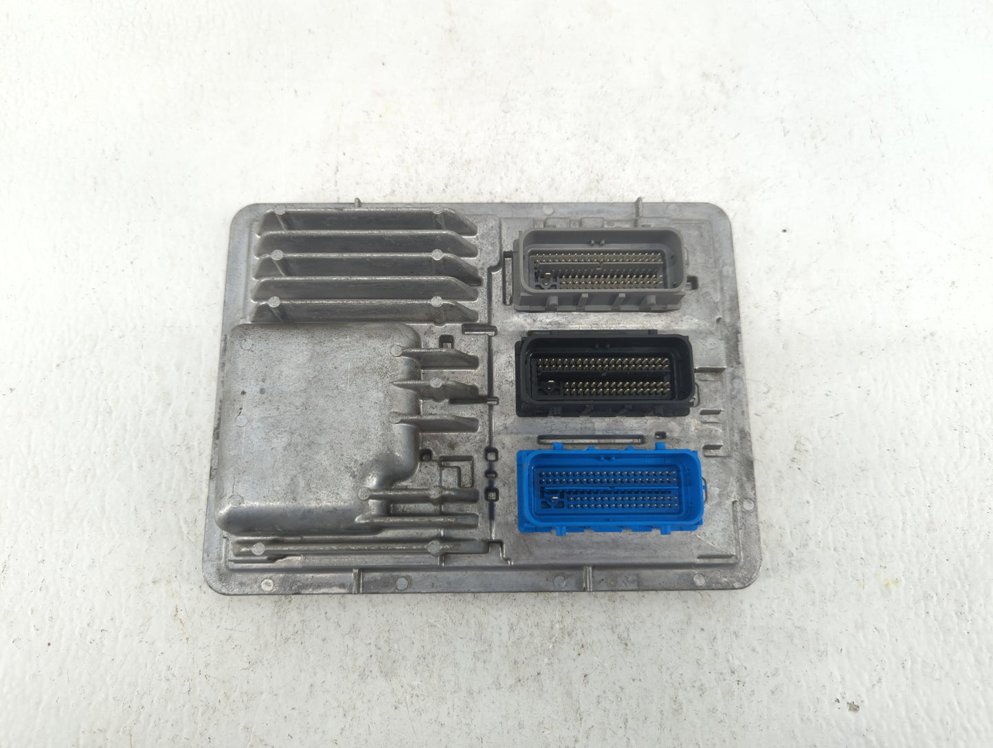 2016 Chevrolet Cruze PCM Engine Control Computer ECU ECM PCU OEM P/N:12672502 12669511, 12607096, 12675580, 12676591 Fits OE