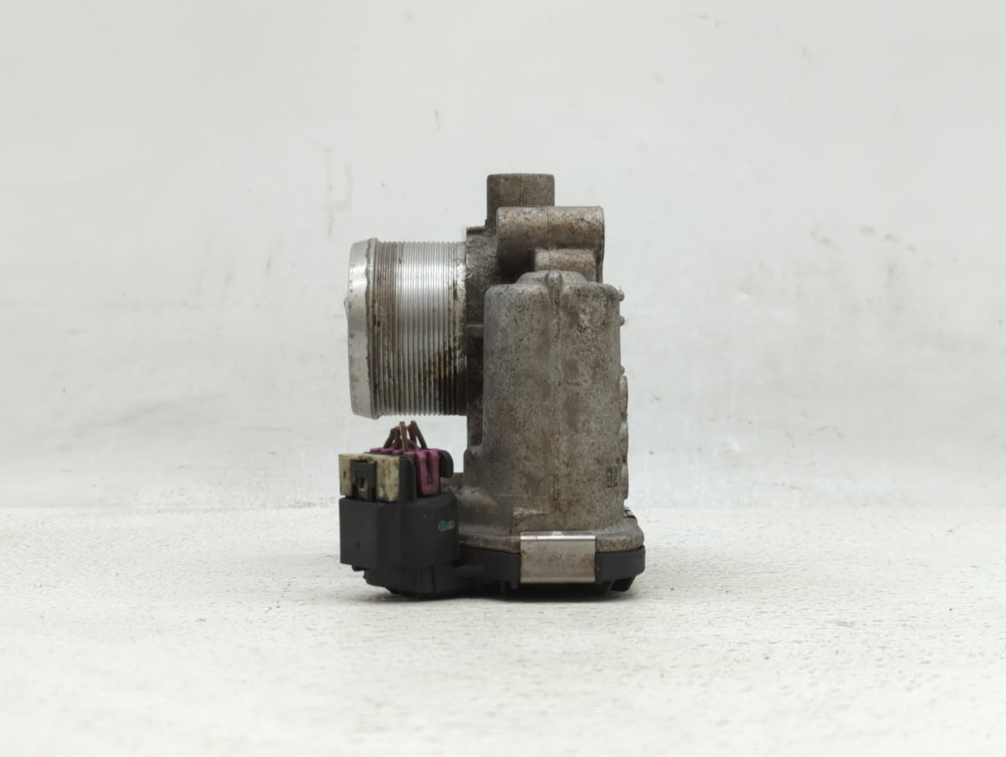 2011-2016 Chevrolet Cruze Throttle Body P/N:55581662 55565489 Fits Fits 2011 2012 2013 2014 2015 2016 2017 2018 2019 OEM Use
