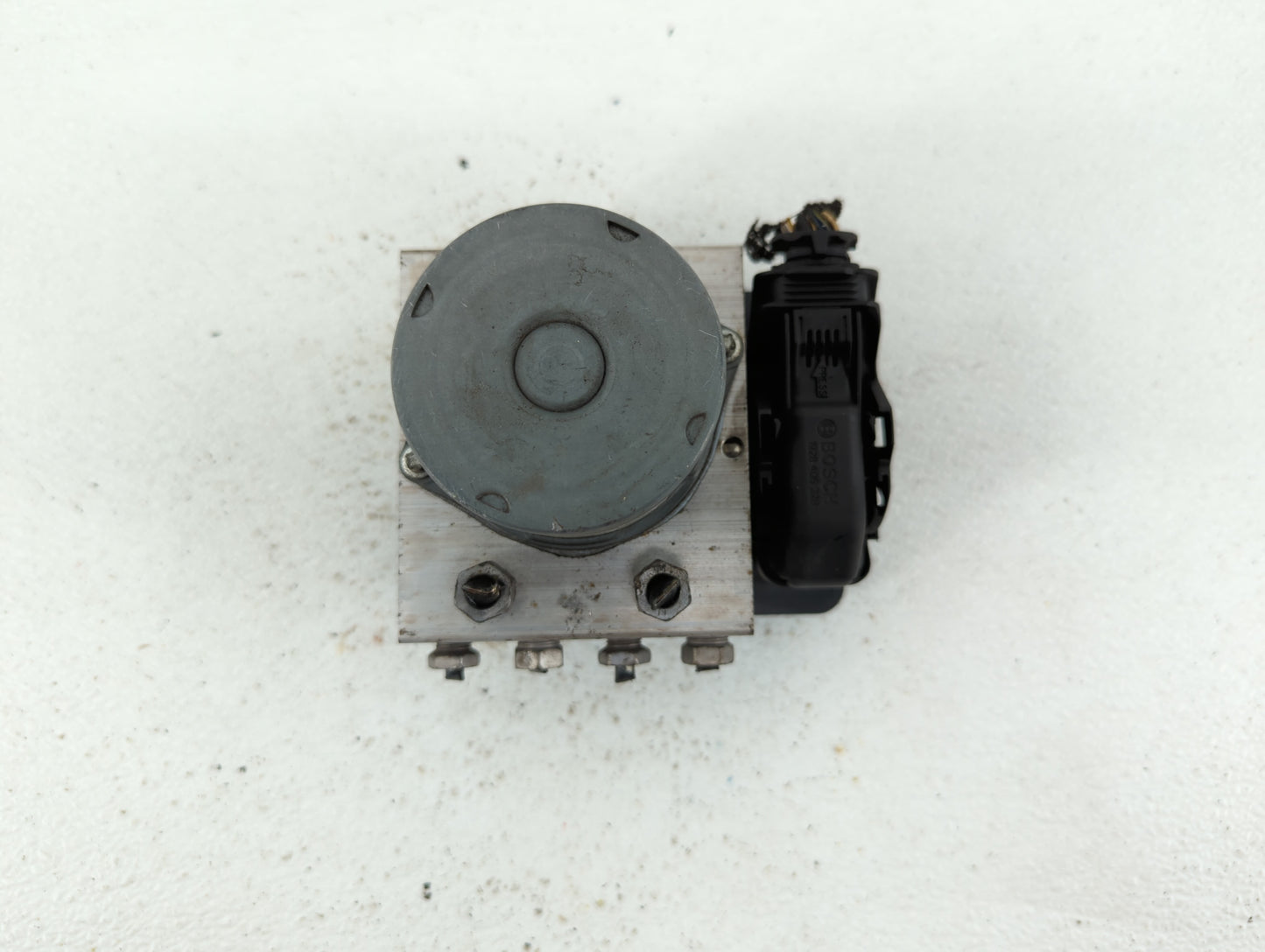 2016 Chevrolet Cruze ABS Pump Control Module Replacement P/N:39064664 Fits OEM Used Auto Parts - Oemusedautoparts1.com