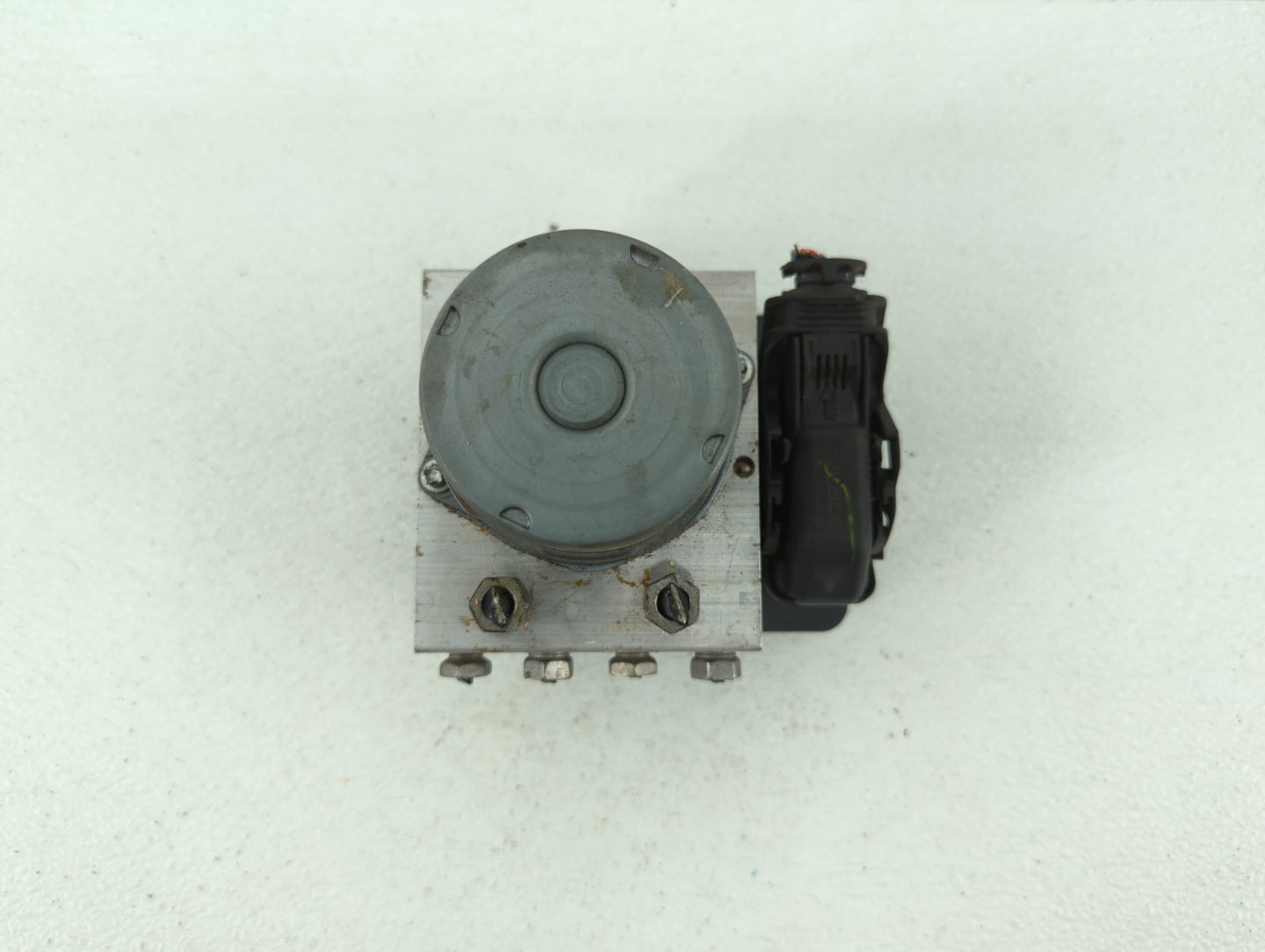 2016 Chevrolet Cruze ABS Pump Control Module Replacement P/N:39042384 39064664 Fits OEM Used Auto Parts - Oemusedautoparts1.