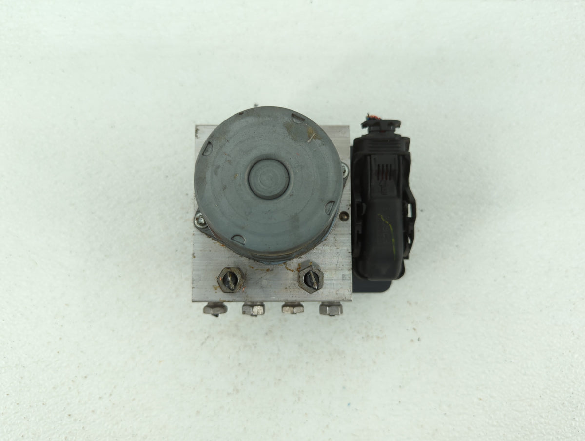 2016 Chevrolet Cruze Anti-Lock Brake ABS Pump Module Actuator OEM P/N:39042384 39064664 Fits OEM Used Auto Parts - Oemusedau