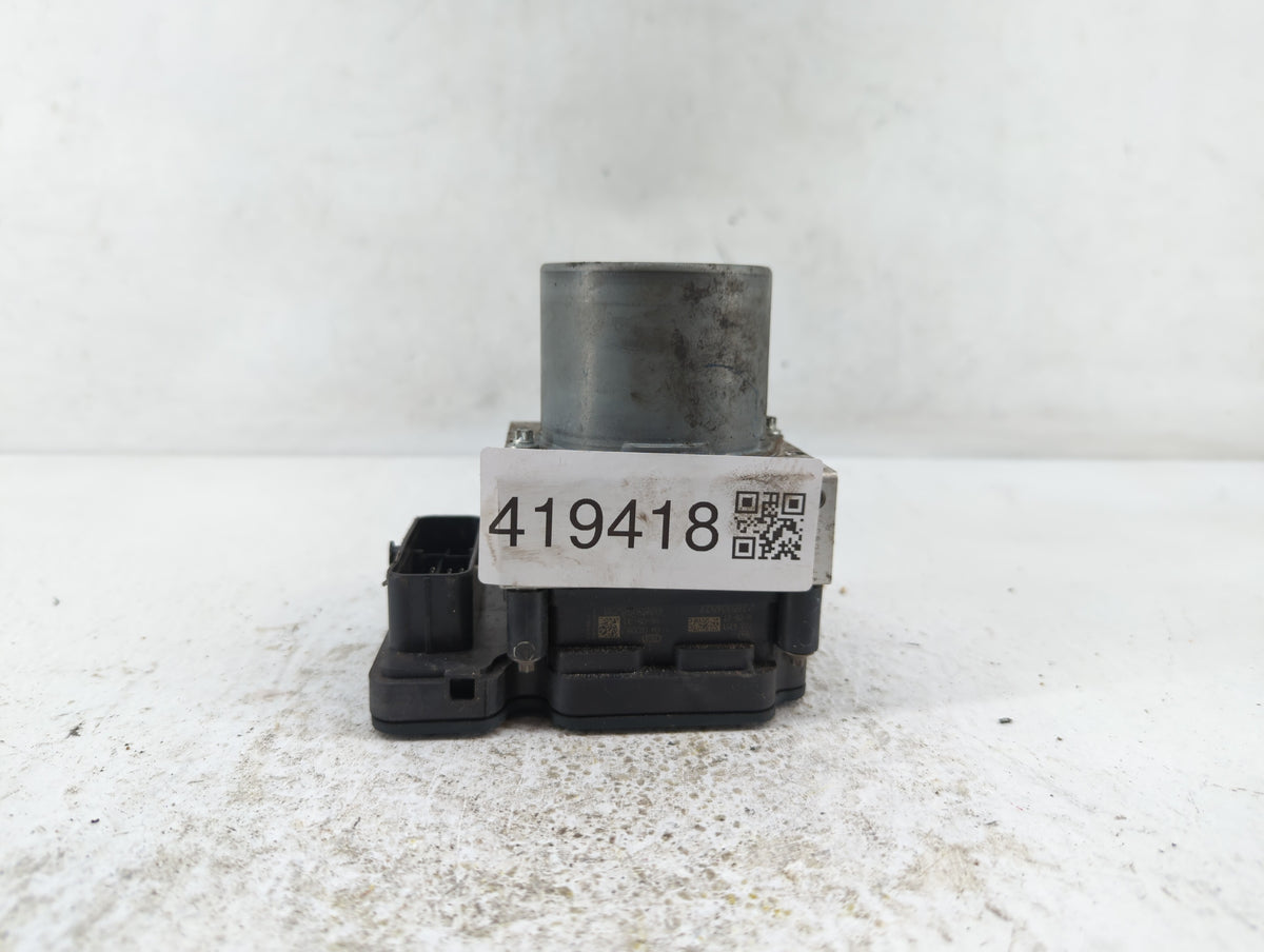 2016 Chevrolet Cruze Anti-Lock Brake ABS Pump Module Actuator OEM P/N:39042384 39064664 Fits OEM Used Auto Parts - Oemusedau