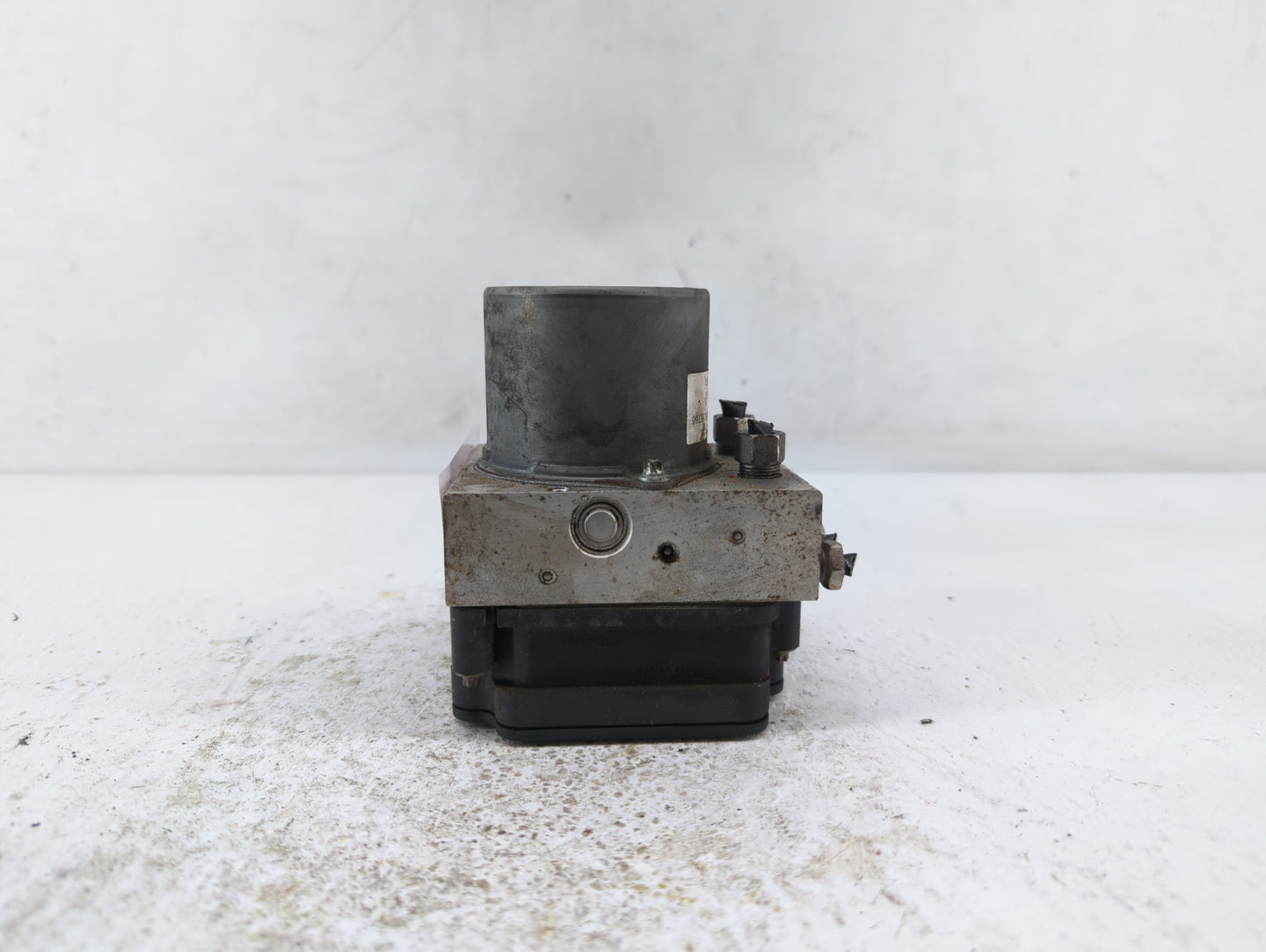 2016 Chevrolet Cruze ABS Pump Control Module Replacement P/N:39042384 39064664 Fits OEM Used Auto Parts - Oemusedautoparts1.