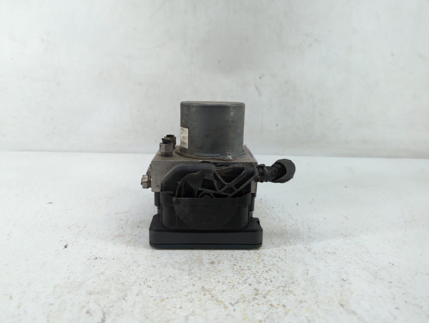 2016 Chevrolet Cruze ABS Pump Control Module Replacement P/N:39042384 39064664 Fits OEM Used Auto Parts - Oemusedautoparts1.