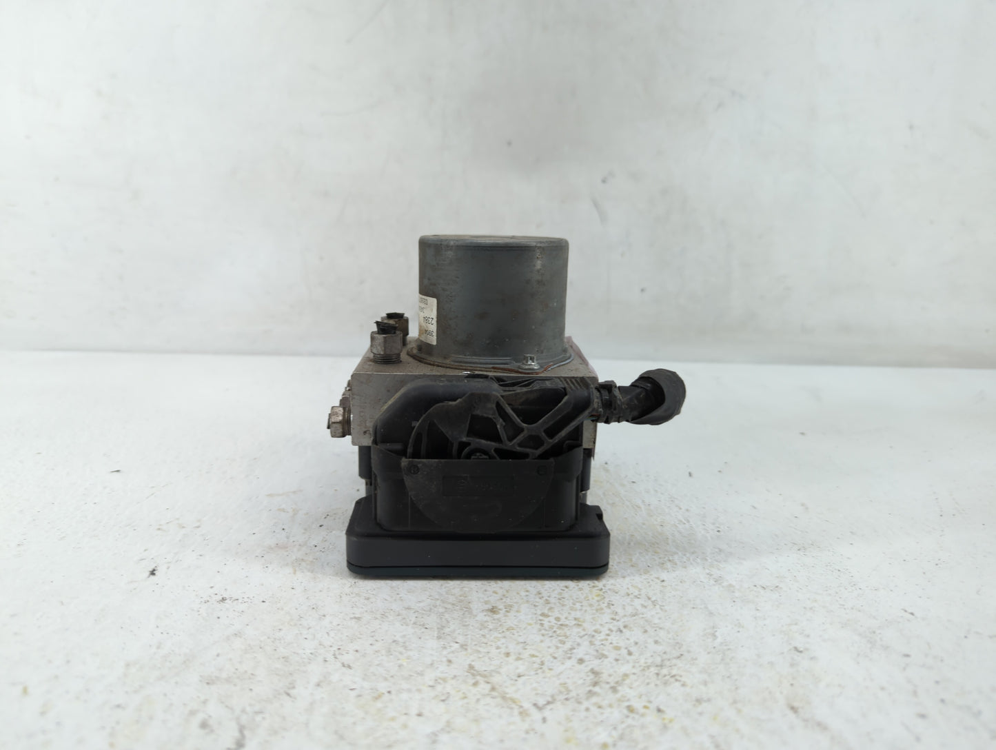 2016 Chevrolet Cruze ABS Pump Control Module Replacement P/N:39042384 39064664 Fits OEM Used Auto Parts - Oemusedautoparts1.