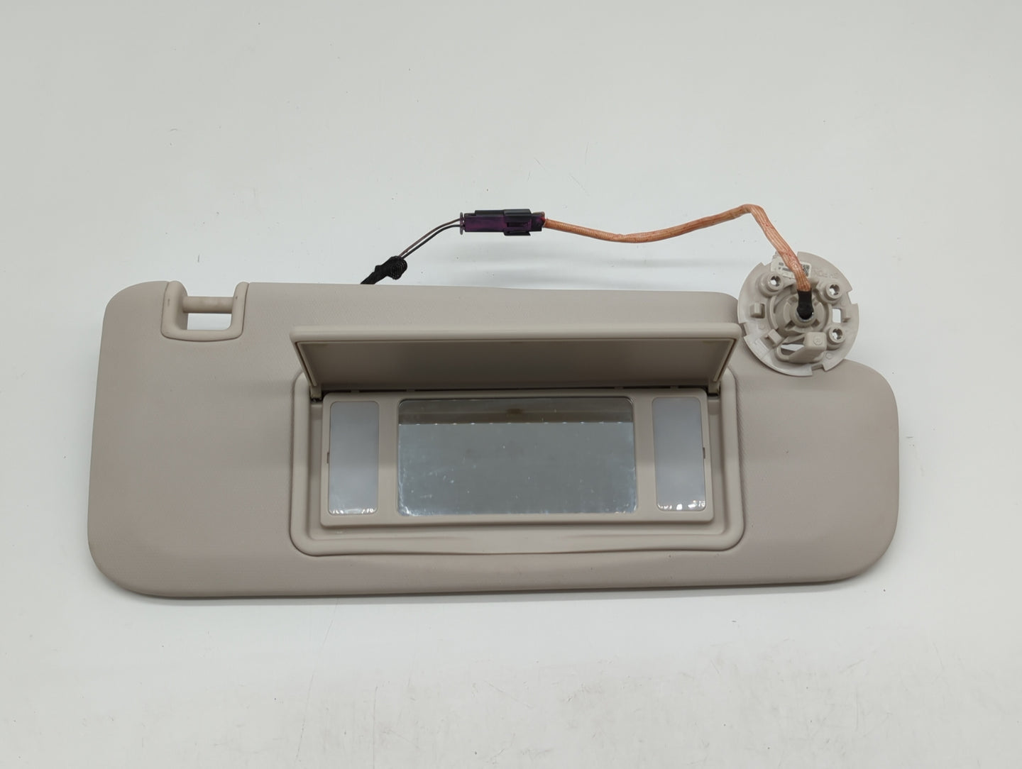 2016 Chevrolet Cruze Sun Visor Shade Replacement Passenger Right Mirror Fits OEM Used Auto Parts - Oemusedautoparts1.com