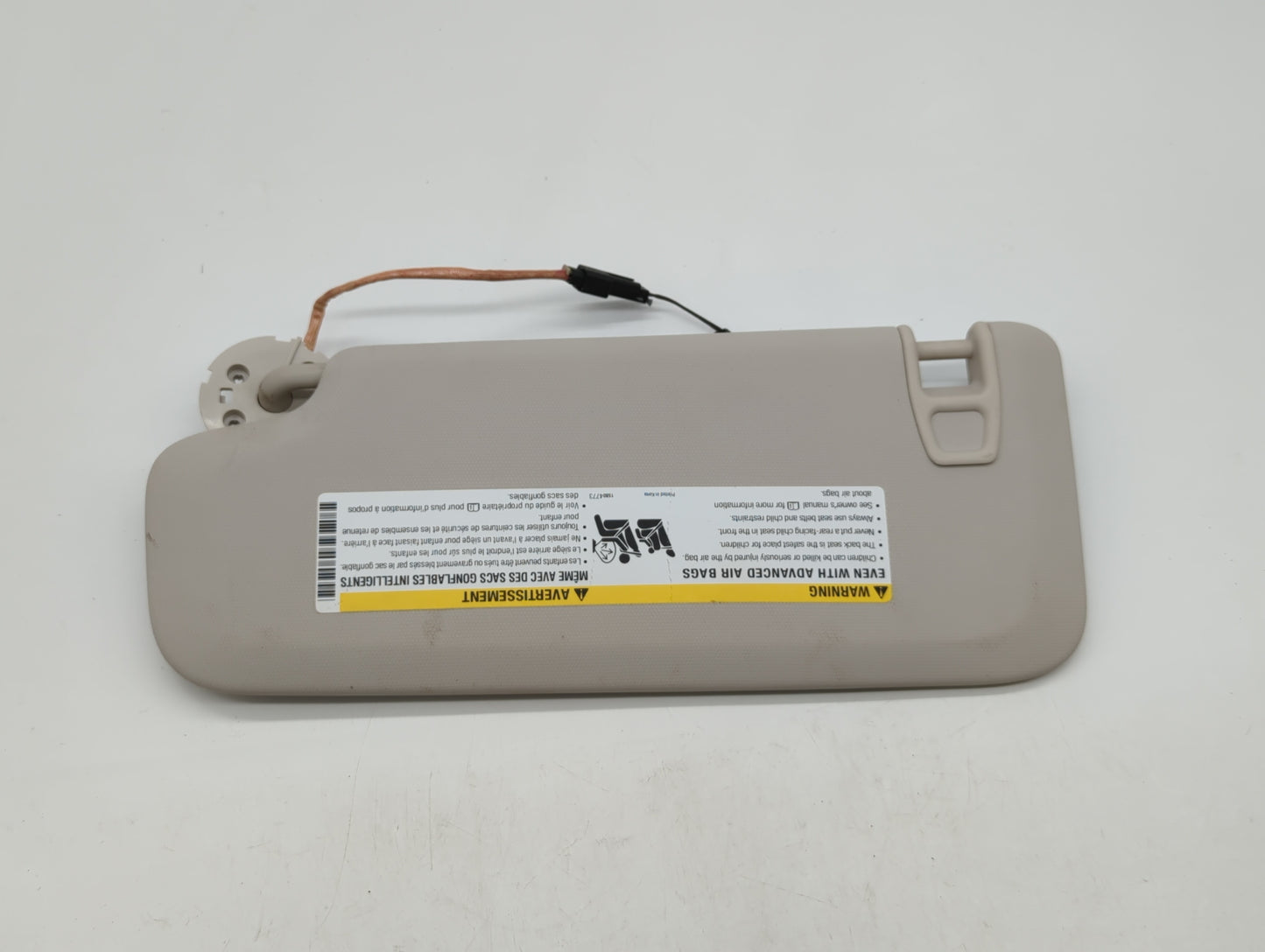 2016 Chevrolet Cruze Sun Visor Shade Replacement Passenger Right Mirror Fits OEM Used Auto Parts - Oemusedautoparts1.com