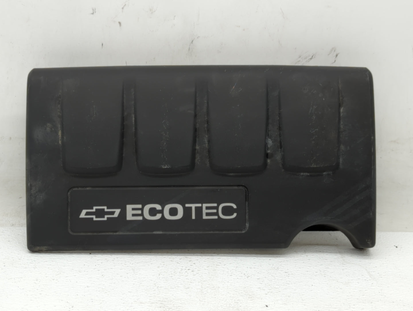2016 Chevrolet Cruze Engine Cover - Oemusedautoparts1.com