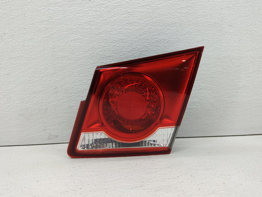 2011-2016 Chevrolet Cruze Tail Light Assembly Passenger Right OEM Fits Fits 2011 2012 2013 2014 2015 2016 OEM Used Auto Part