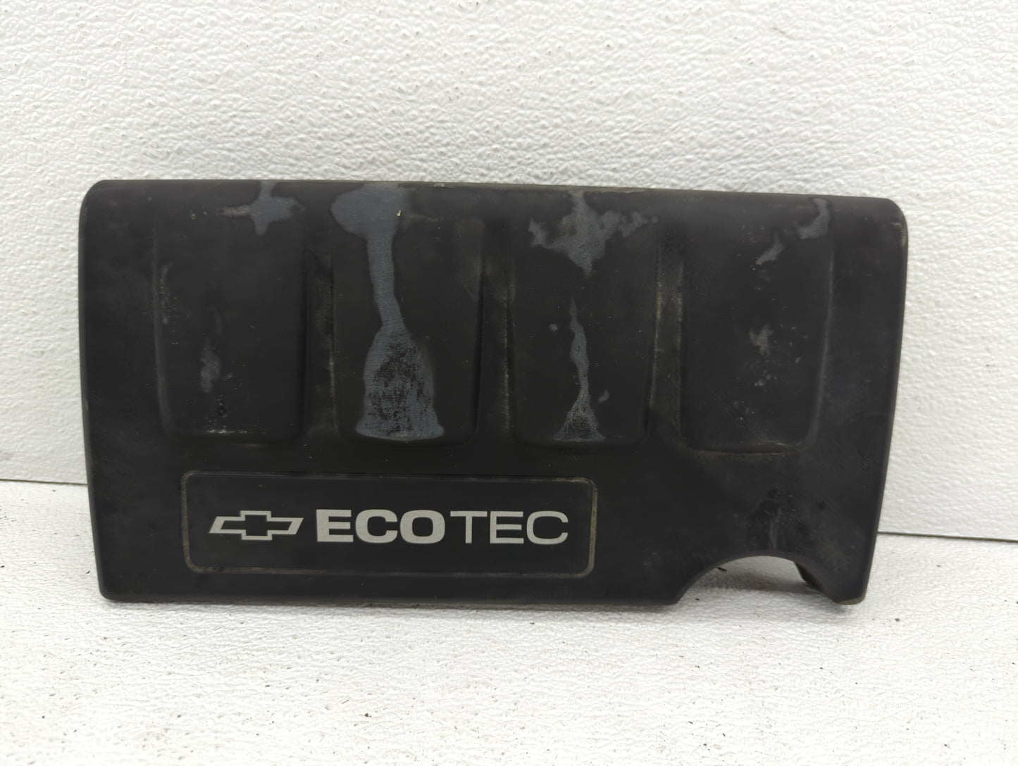 2016 Chevrolet Cruze Engine Cover - Oemusedautoparts1.com
