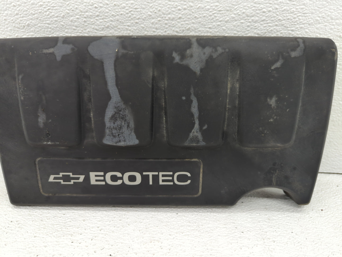2016 Chevrolet Cruze Engine Cover - Oemusedautoparts1.com