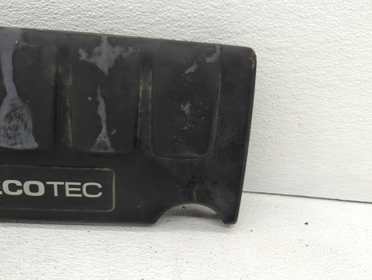 2016 Chevrolet Cruze Engine Cover - Oemusedautoparts1.com
