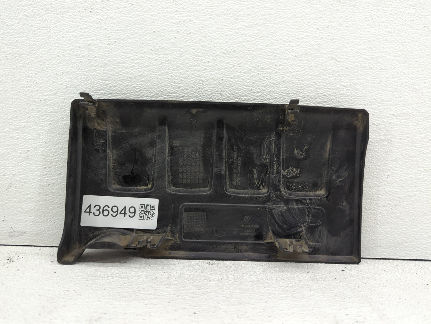 2016 Chevrolet Cruze Engine Cover - Oemusedautoparts1.com