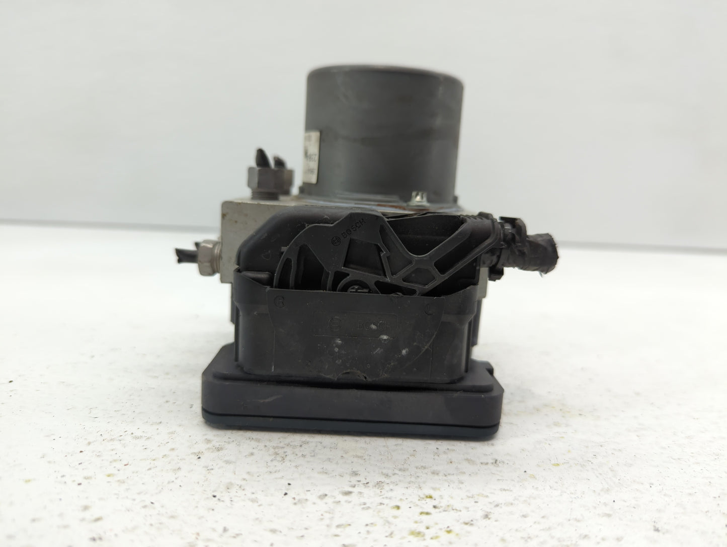 2016 Chevrolet Cruze ABS Pump Control Module Replacement P/N:39042384 39064664 Fits OEM Used Auto Parts - Oemusedautoparts1.