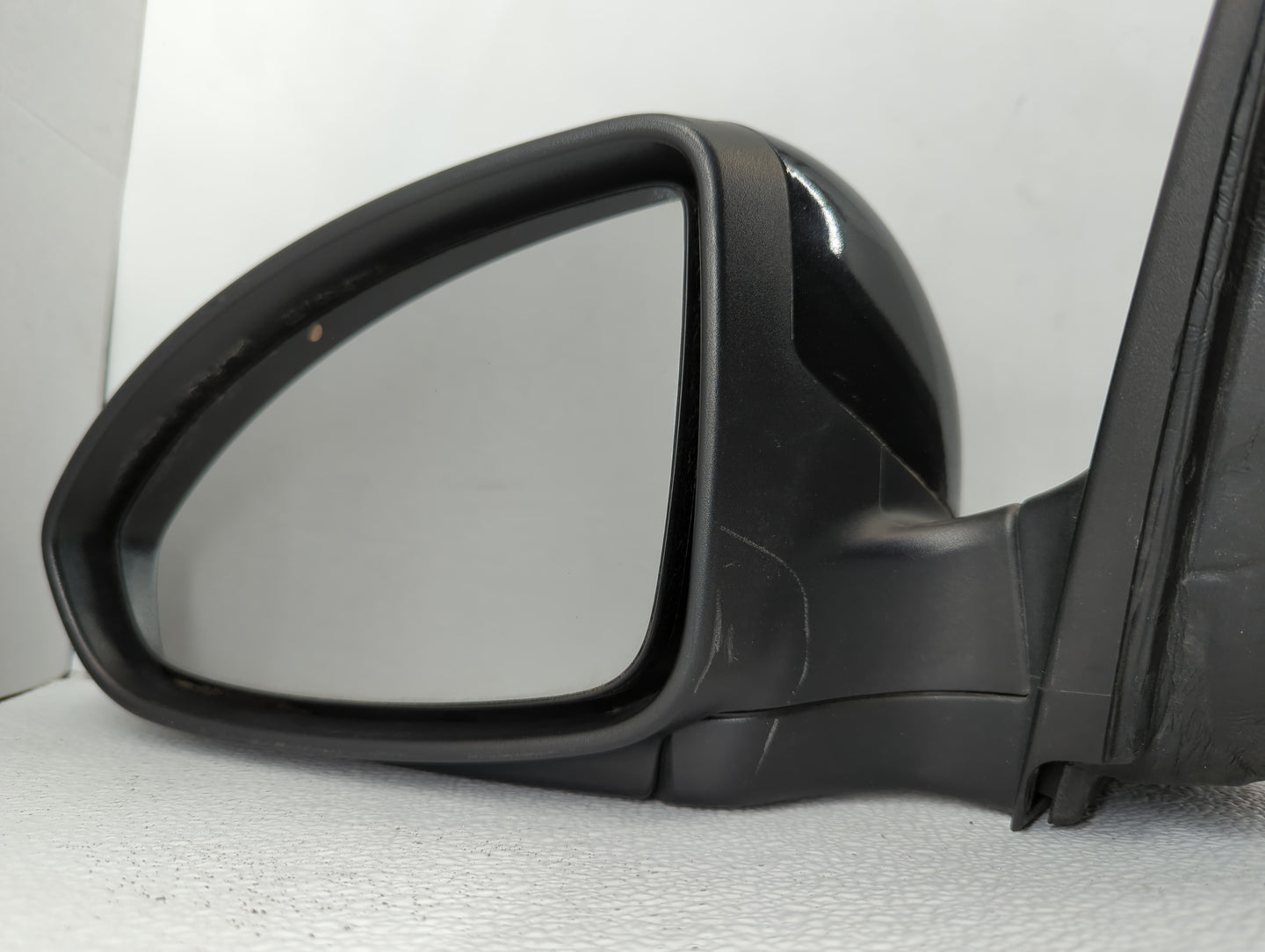 2011-2016 Chevrolet Cruze Driver Side View Mirror - Left Door Mirror OEM Used - Oemusedautoparts1.com