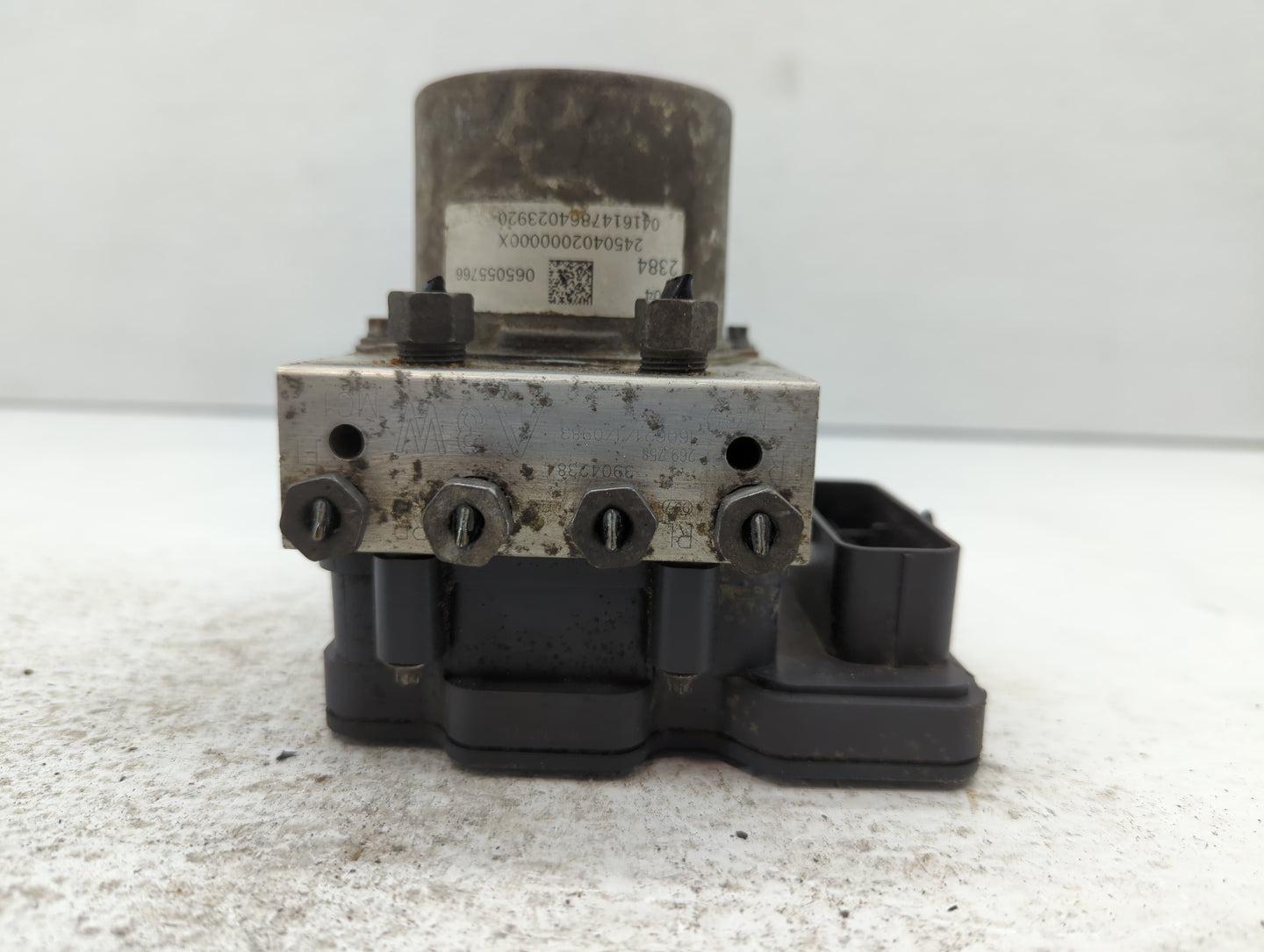 2016 Chevrolet Cruze ABS Pump Control Module Replacement P/N:39042384 39064664 Fits OEM Used Auto Parts - Oemusedautoparts1.