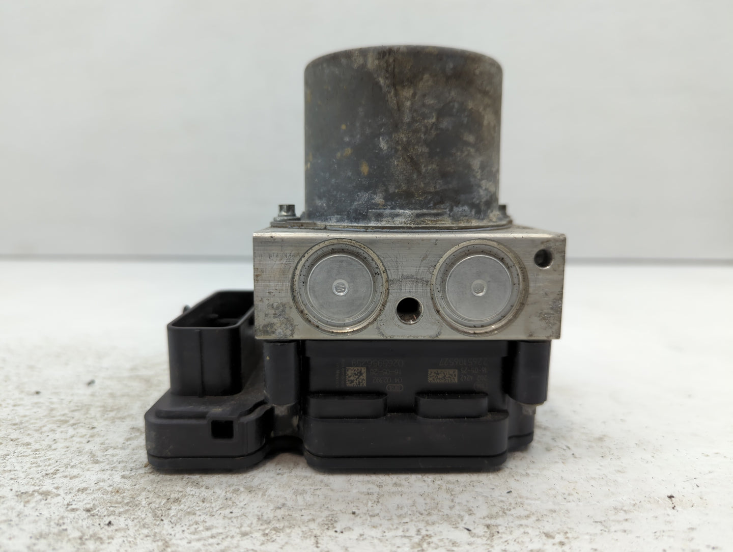 2016 Chevrolet Cruze ABS Pump Control Module Replacement P/N:39042384 39064664 Fits OEM Used Auto Parts - Oemusedautoparts1.
