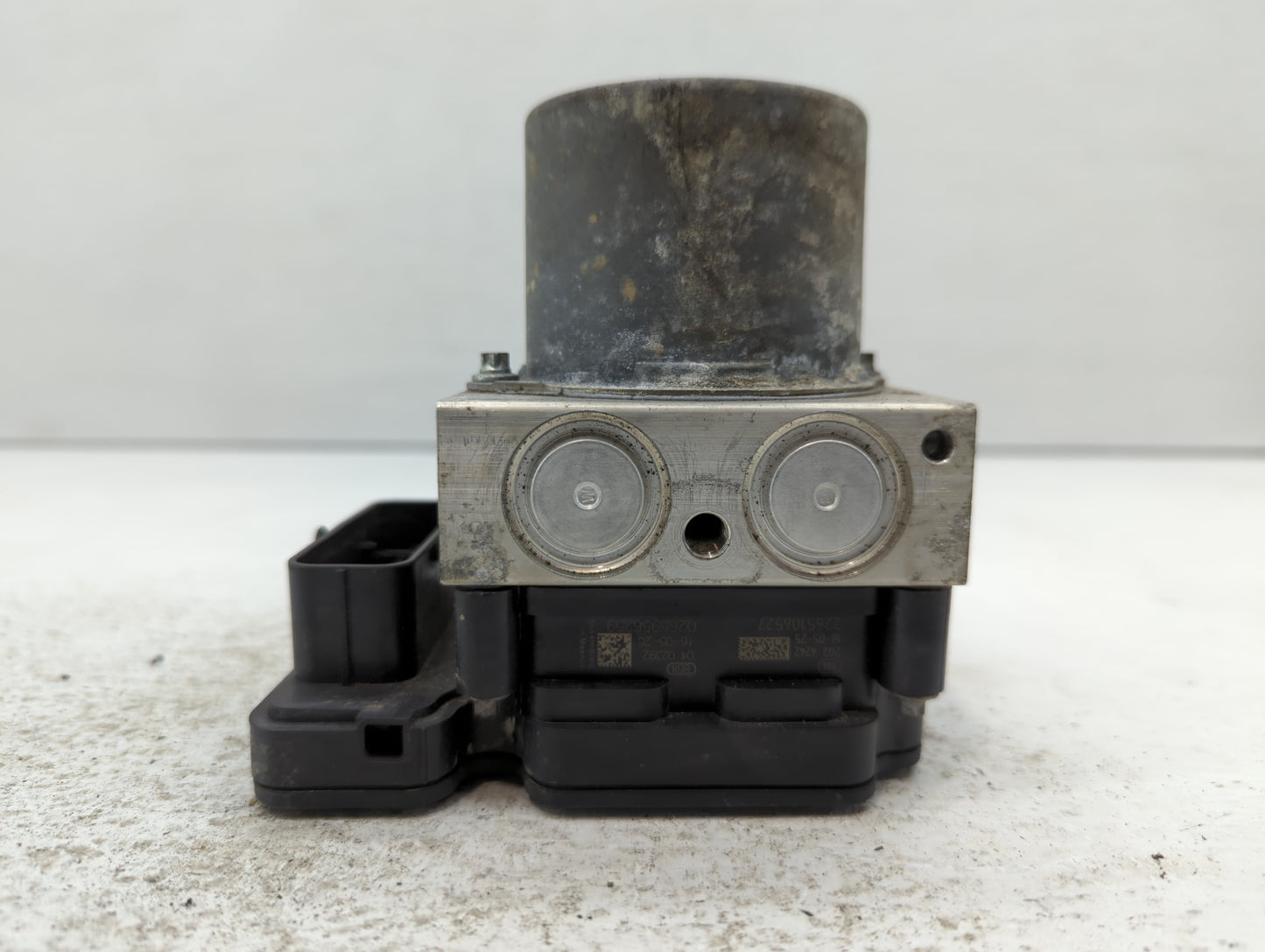 2016 Chevrolet Cruze ABS Pump Control Module Replacement P/N:39042384 39064664 Fits OEM Used Auto Parts - Oemusedautoparts1.