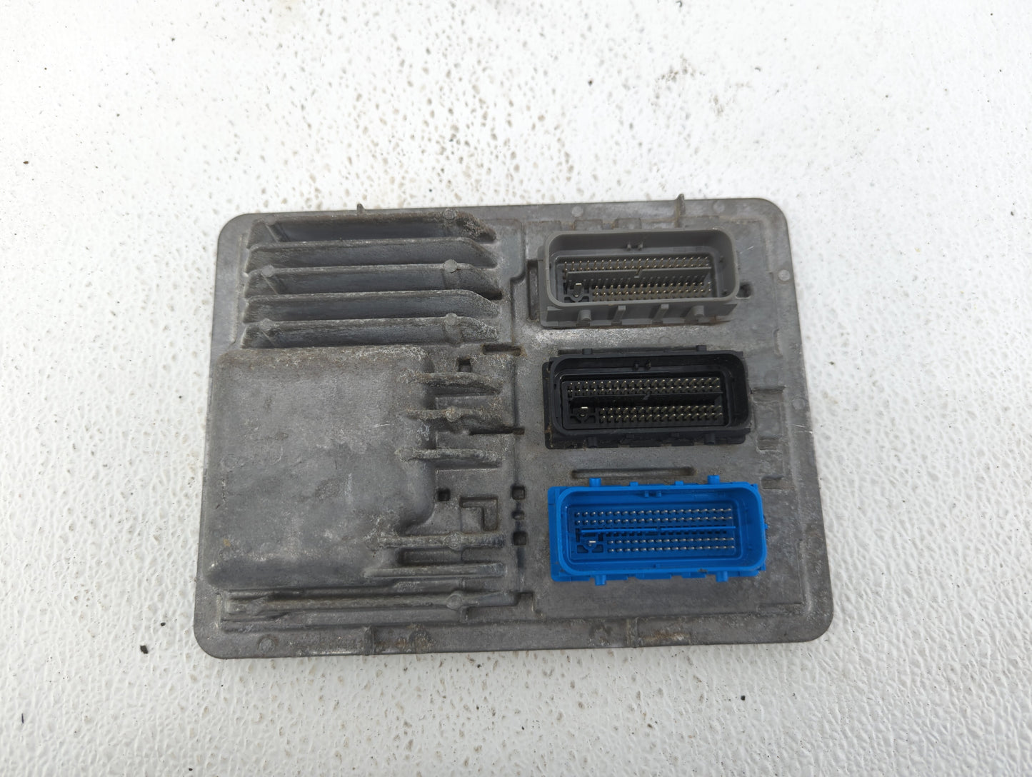 2016 Chevrolet Cruze PCM Engine Control Computer ECU ECM PCU OEM P/N:12675580 12672502, 12676591, 12669511, 12607096 Fits OE