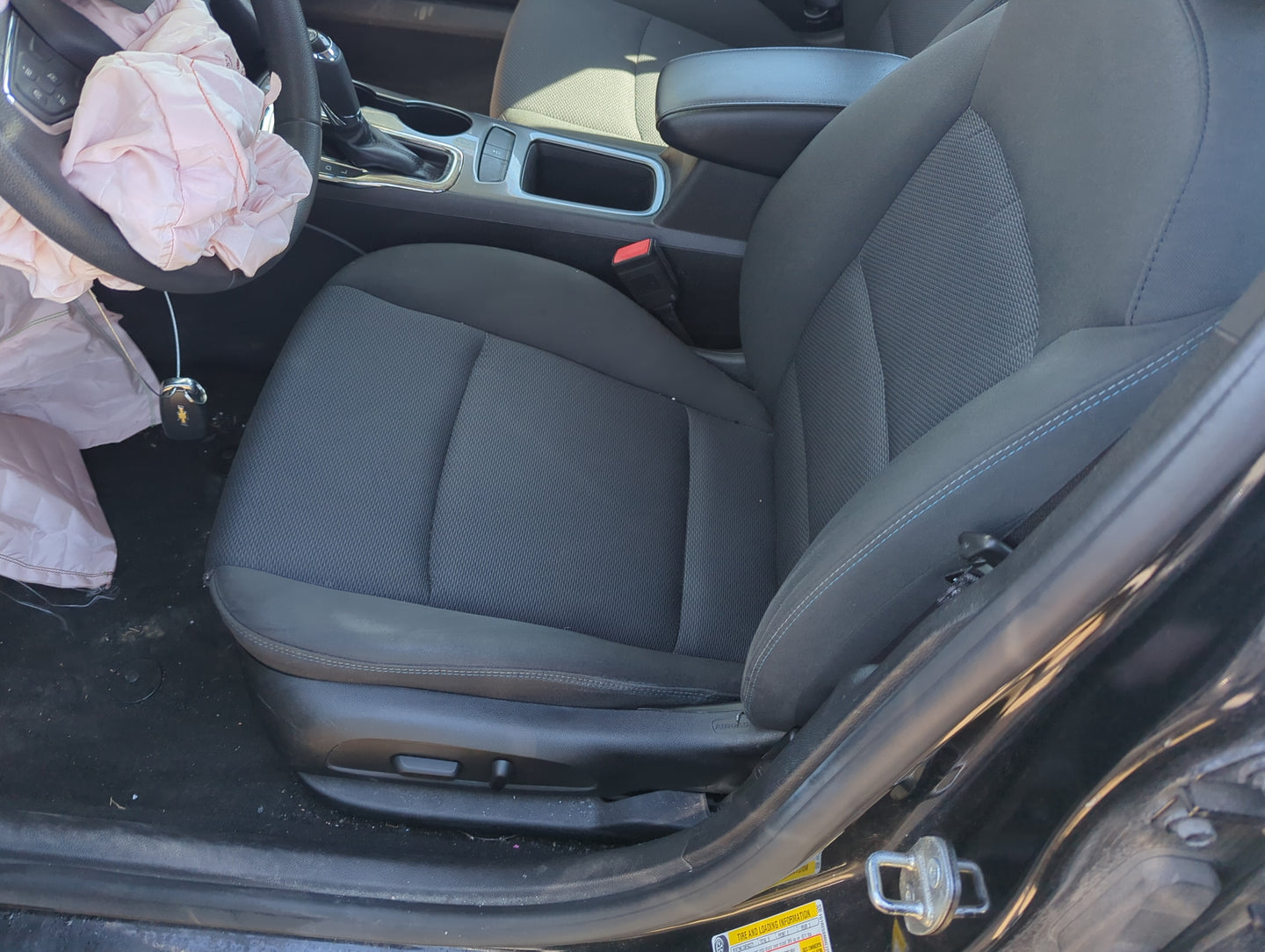 2016-2017 Chevrolet Cruze Driver Front Seat Oem - Oemusedautoparts1.com