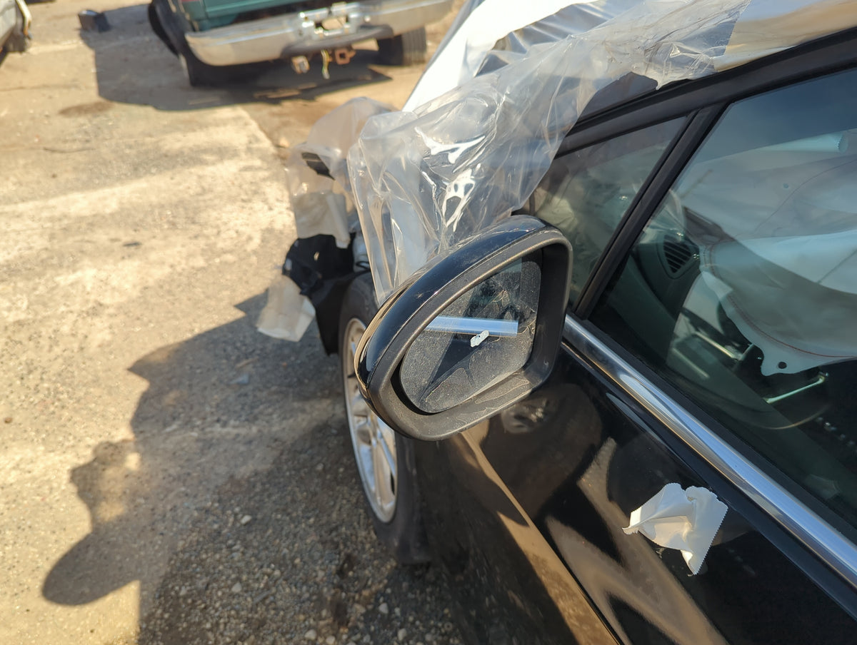 2016-2019 Chevrolet Cruze Driver Side View Mirror - Left Door Mirror OEM Used - Oemusedautoparts1.com