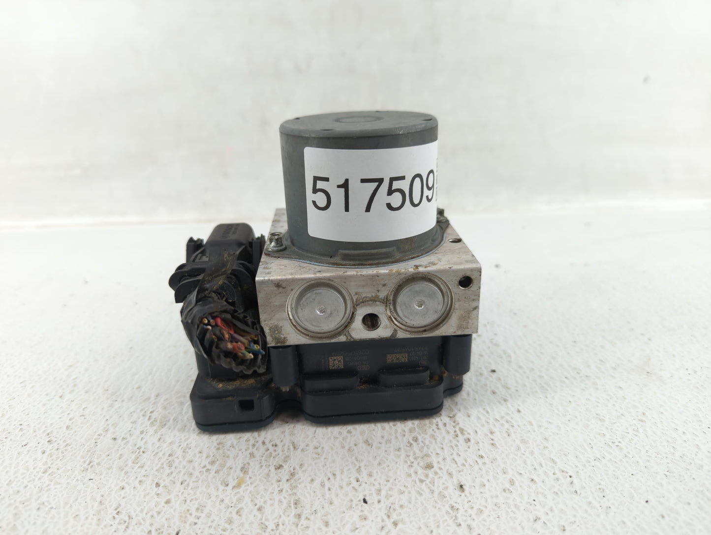 2016 Chevrolet Cruze ABS Pump Control Module Replacement P/N:065050766 Fits OEM Used Auto Parts - Oemusedautoparts1.com