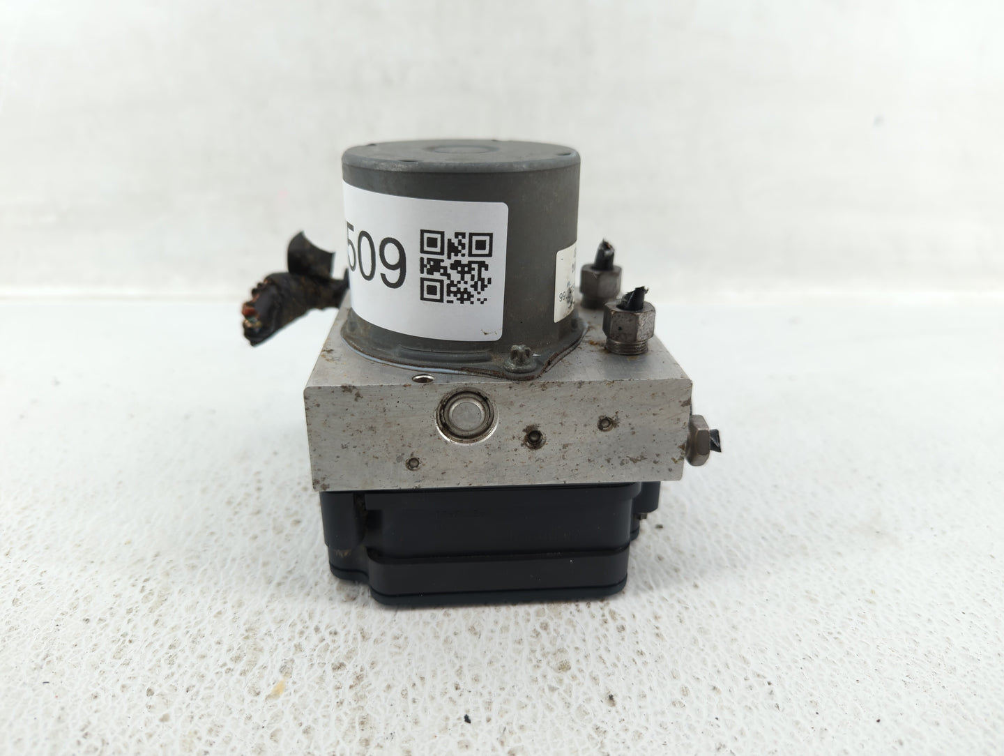 2016 Chevrolet Cruze ABS Pump Control Module Replacement P/N:065050766 Fits OEM Used Auto Parts - Oemusedautoparts1.com
