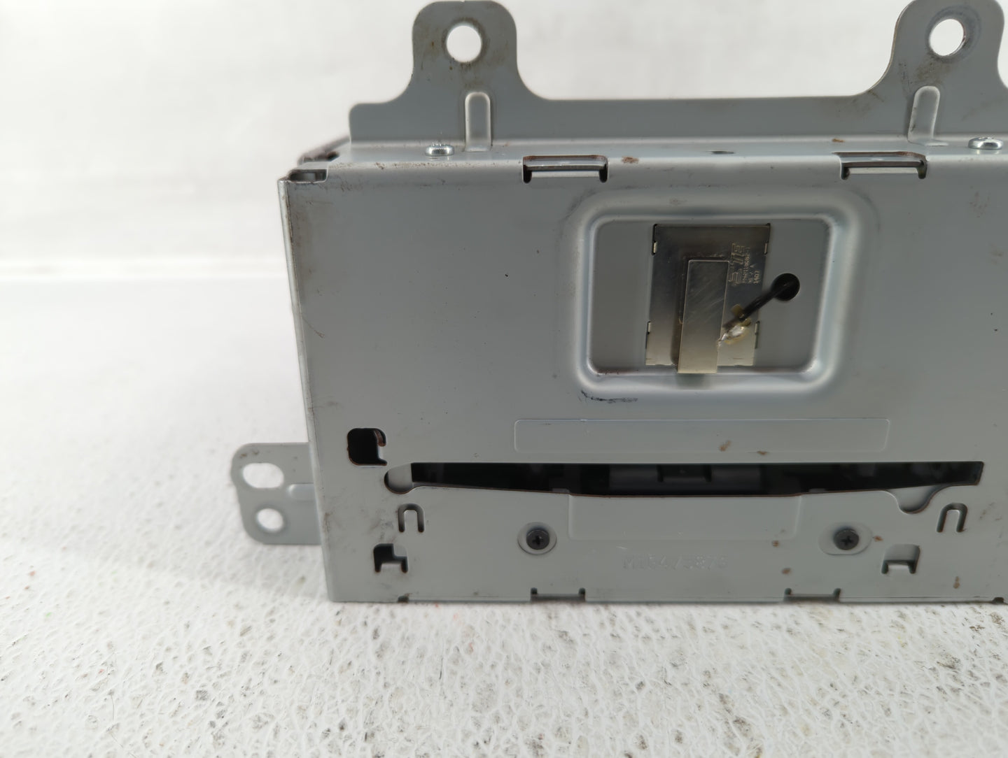 2016-2016 Chevrolet Cruze Am Fm Cd Player Radio Receiver - Oemusedautoparts1.com