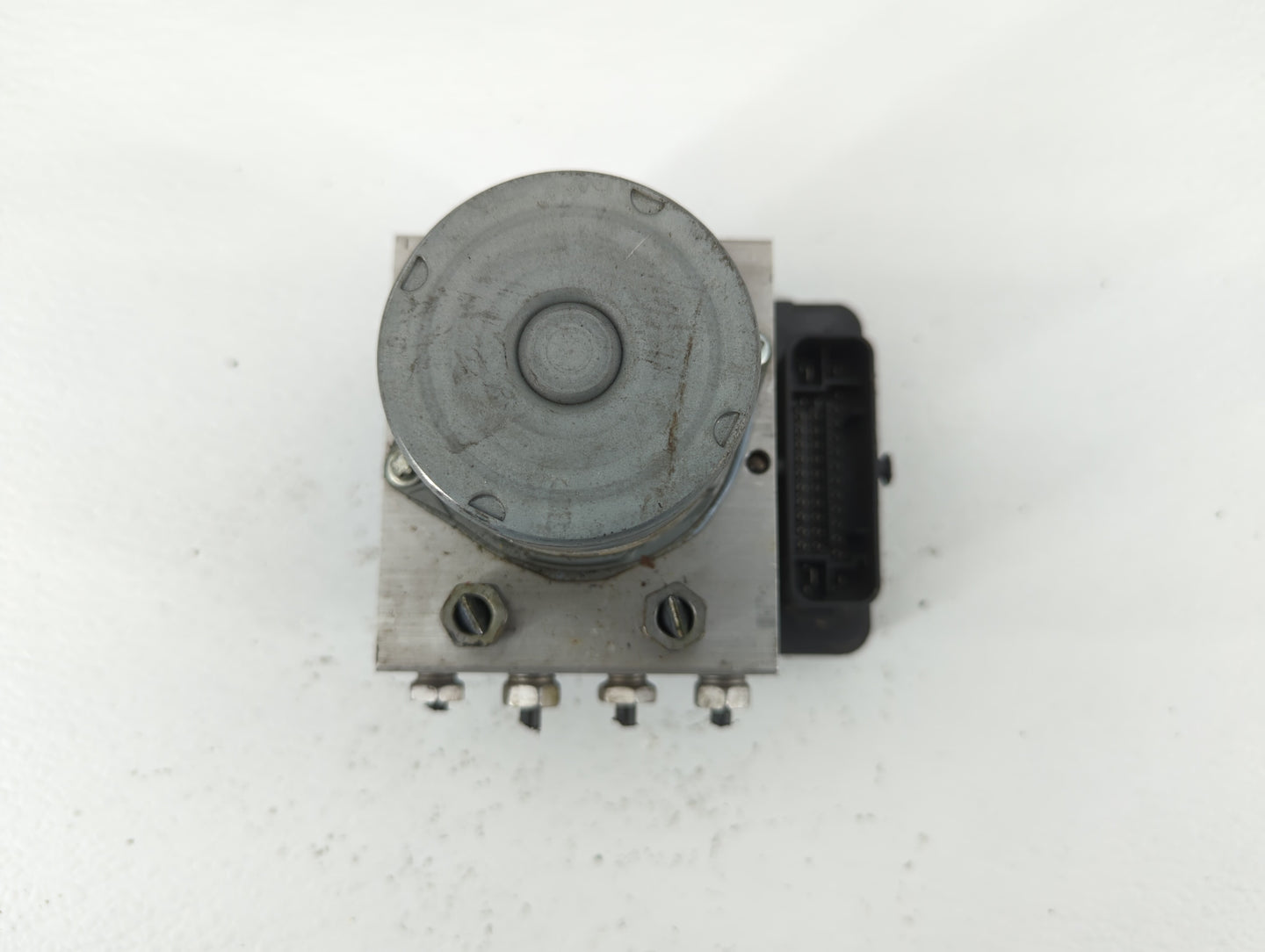 2016 Chevrolet Cruze ABS Pump Control Module Replacement P/N:065055766 065050766 Fits OEM Used Auto Parts - Oemusedautoparts