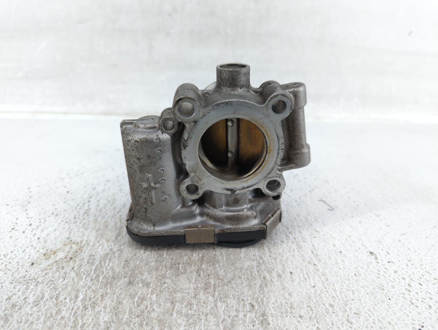 2011-2016 Chevrolet Cruze Throttle Body P/N:55565489 Fits Fits 2011 2012 2013 2014 2015 2016 2017 2018 2019 2020 2021 OEM Us