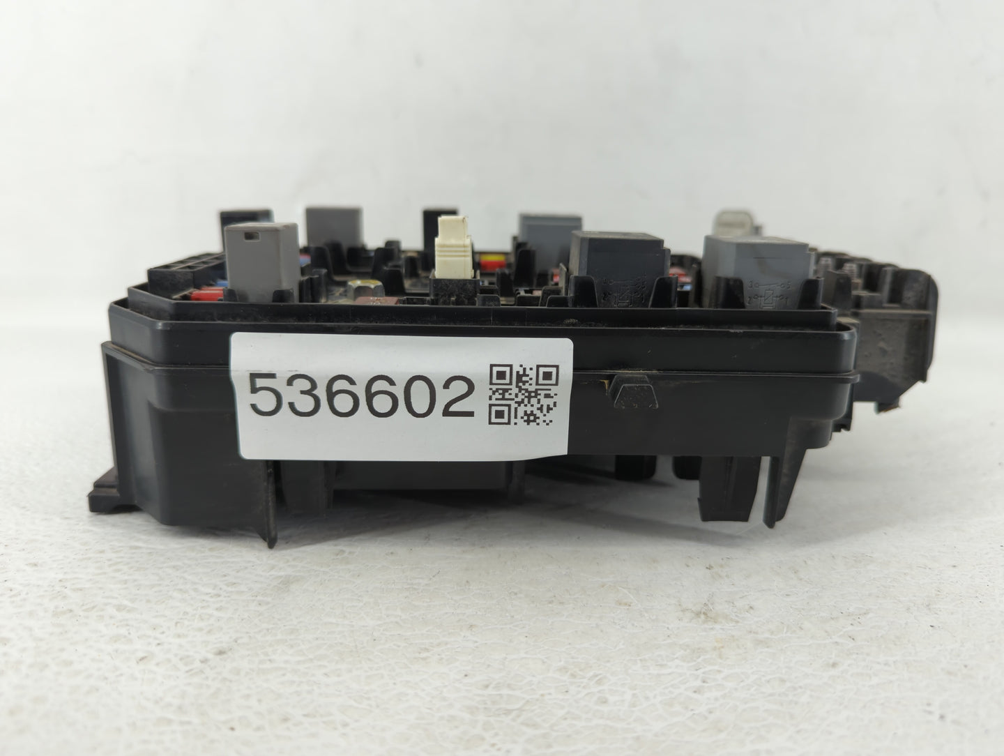 2016 Chevrolet Cruze Fusebox Fuse Box Panel Relay Module P/N:39049710 Fits OEM Used Auto Parts - Oemusedautoparts1.com