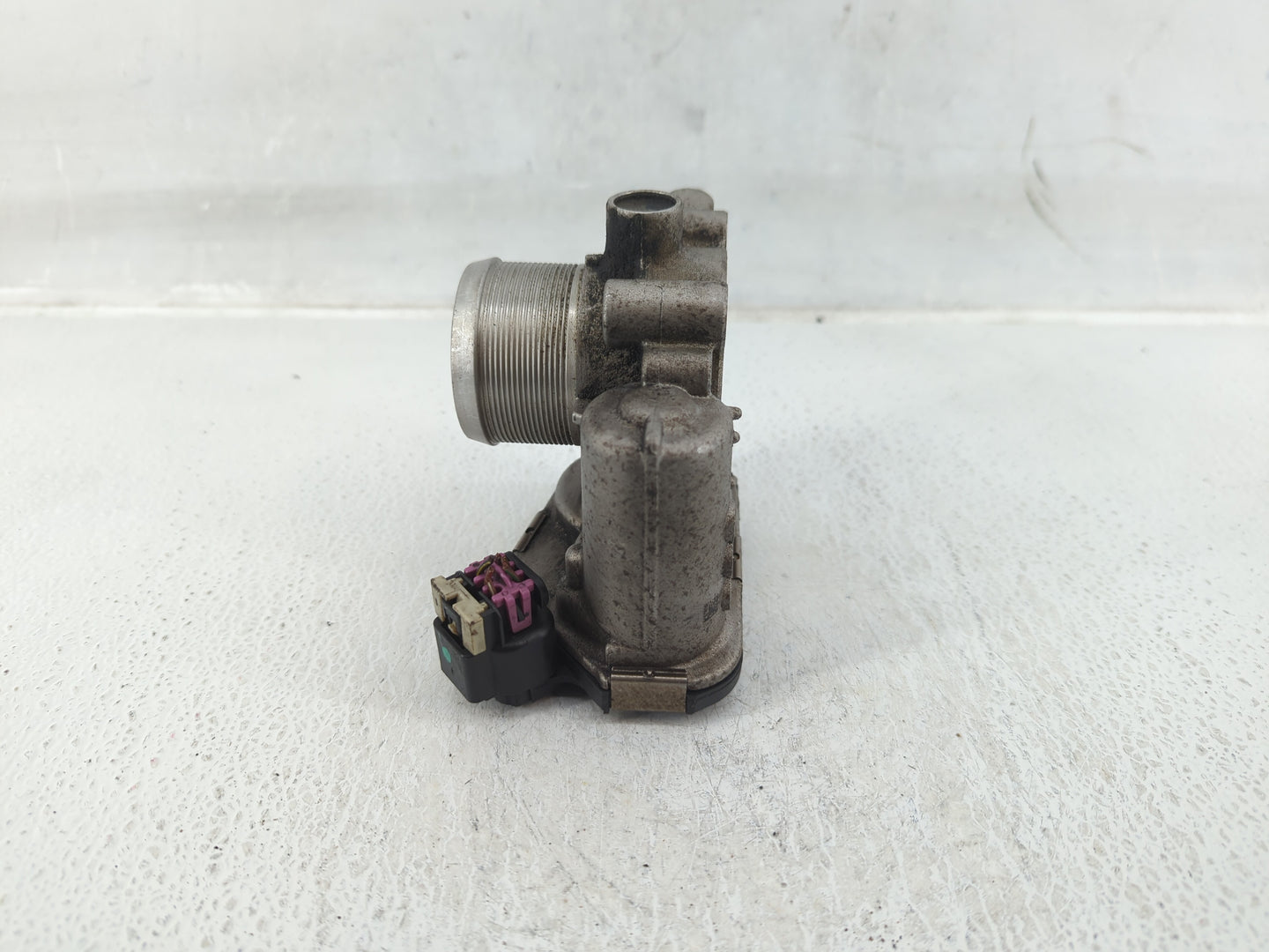 2011-2016 Chevrolet Cruze Throttle Body P/N:55581662 Fits Fits 2011 2012 2013 2014 2015 2016 2017 2018 2019 2020 2021 OEM Us