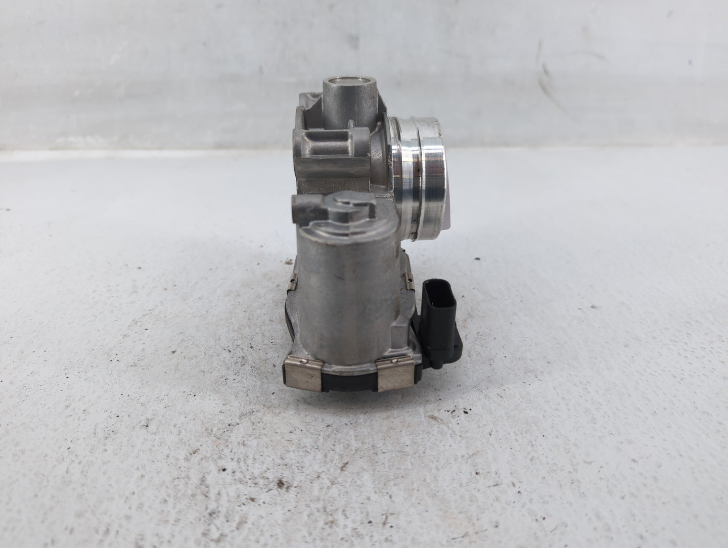 2016 Chevrolet Cruze Throttle Body Fits OEM Used Auto Parts - Oemusedautoparts1.com