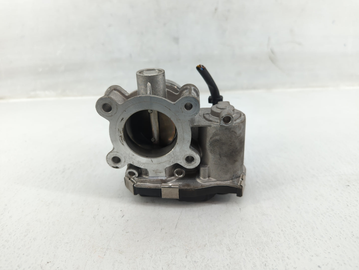2016 Chevrolet Cruze Throttle Body Fits OEM Used Auto Parts - Oemusedautoparts1.com