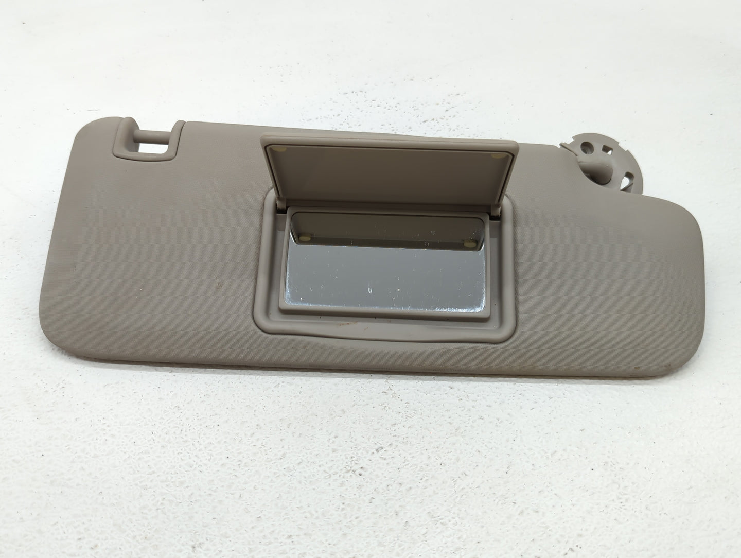 2011-2016 Chevrolet Cruze Sun Visor Shade Replacement Passenger Right Mirror Fits Fits 2011 2012 2013 2014 2015 2016 OEM Use
