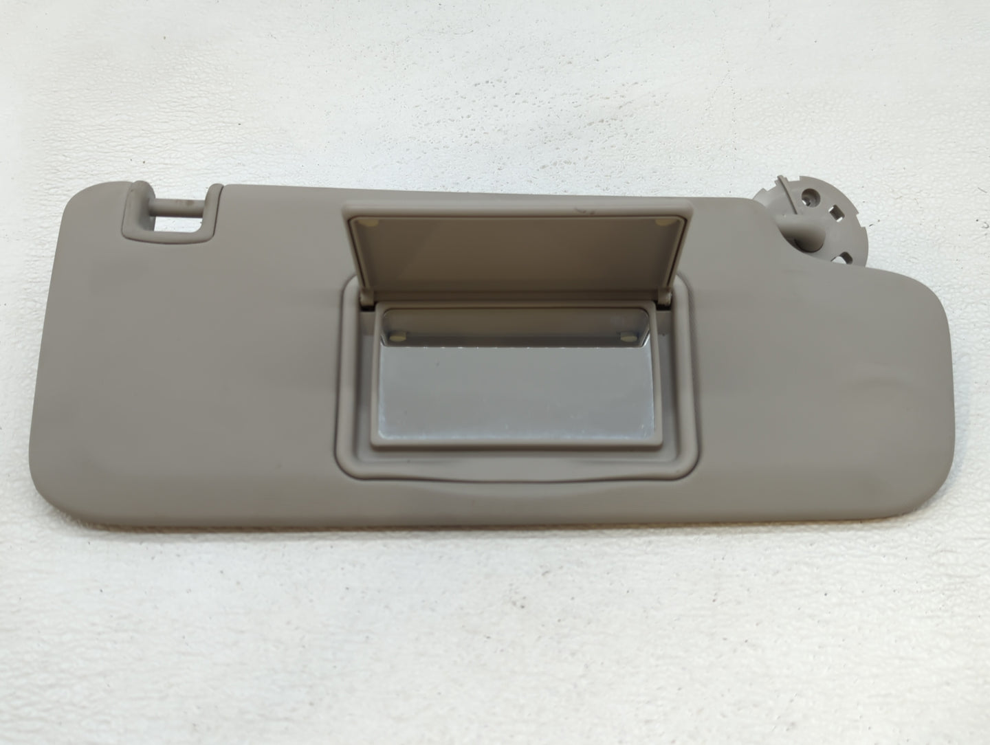2011-2016 Chevrolet Cruze Sun Visor Shade Replacement Driver Left Mirror Fits Fits 2011 2012 2013 2014 2015 2016 OEM Used Au