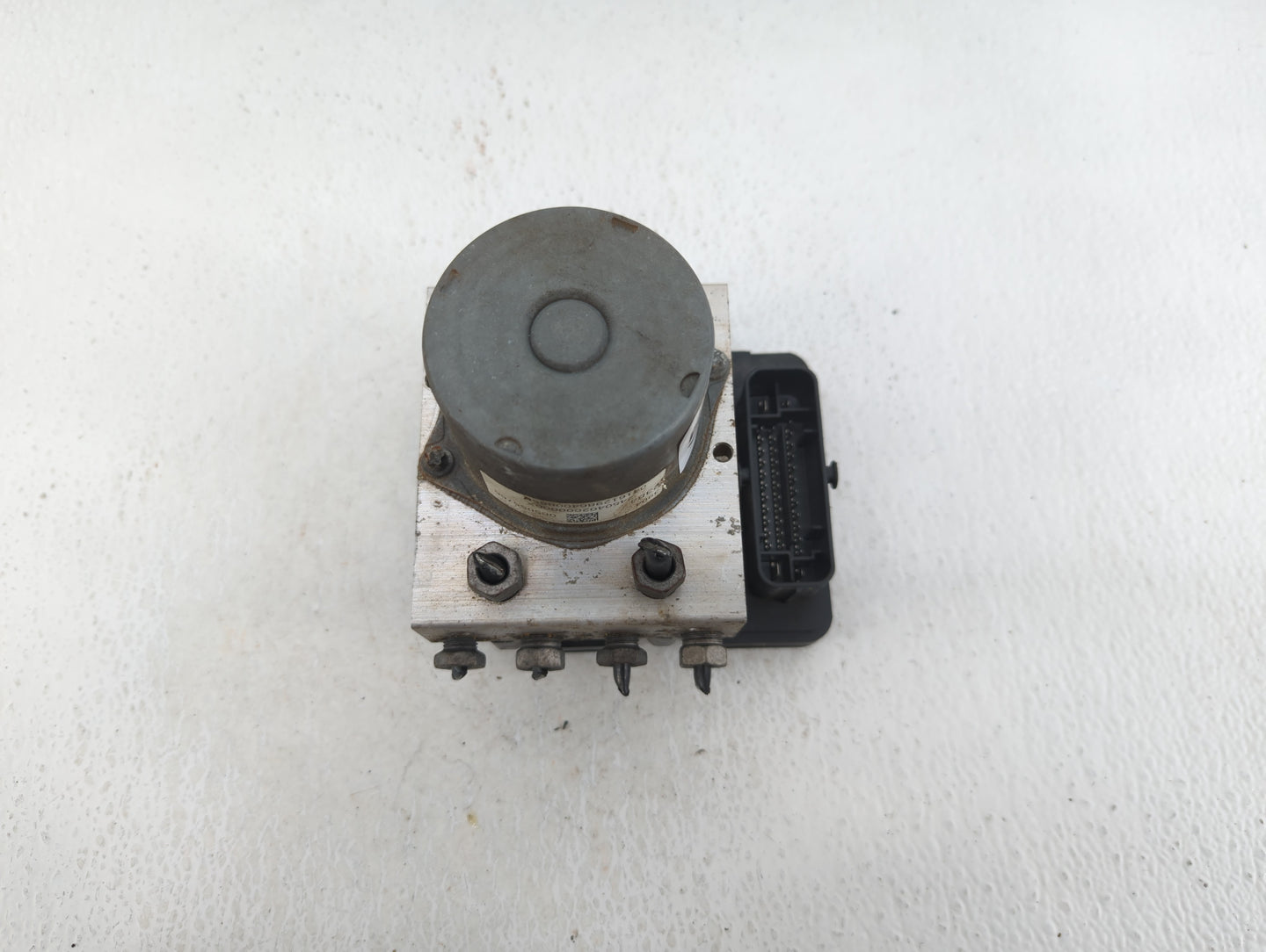 2016 Chevrolet Cruze ABS Pump Control Module Replacement P/N:39042384 065055766, 065050766 Fits OEM Used Auto Parts - Oemuse