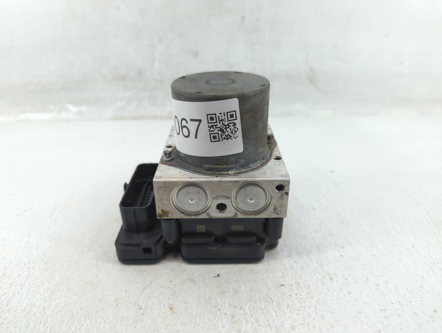 2016 Chevrolet Cruze ABS Pump Control Module Replacement P/N:39042384 065055766, 065050766 Fits OEM Used Auto Parts - Oemuse