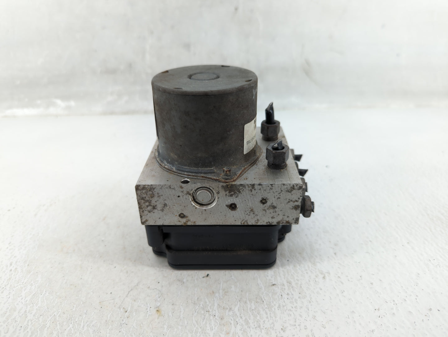 2016 Chevrolet Cruze ABS Pump Control Module Replacement P/N:39042384 065055766, 065050766 Fits OEM Used Auto Parts - Oemuse